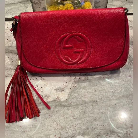 Gucci Soho 100% 💯 authentic red crossbody/ shoulder bag w gold chain - Picture 3 of 16